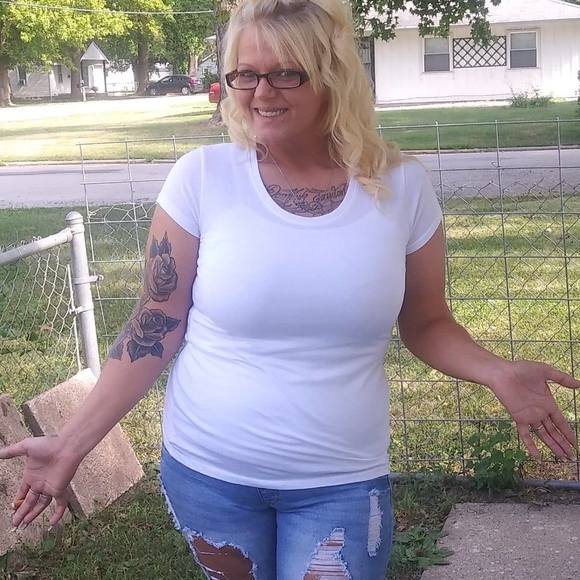 Meet your Posher, Amber - Picture 1 of 1